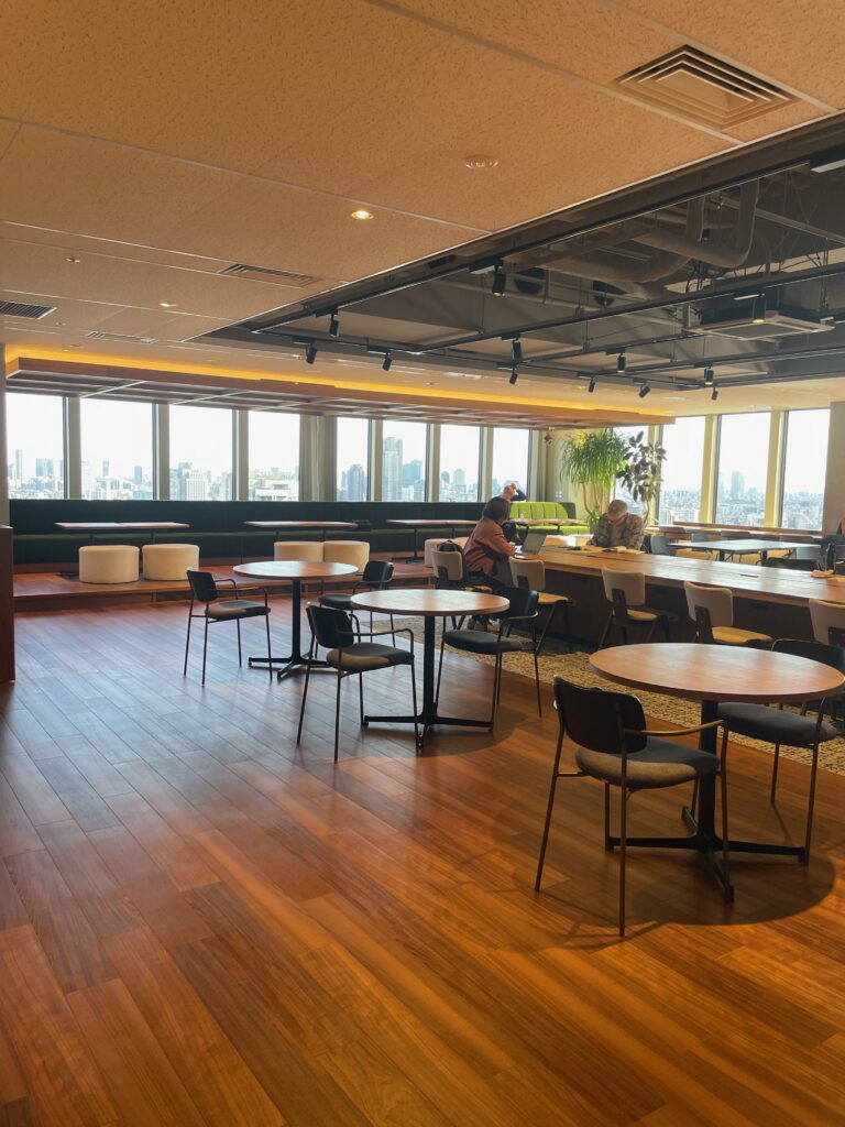 ラウンジの様子