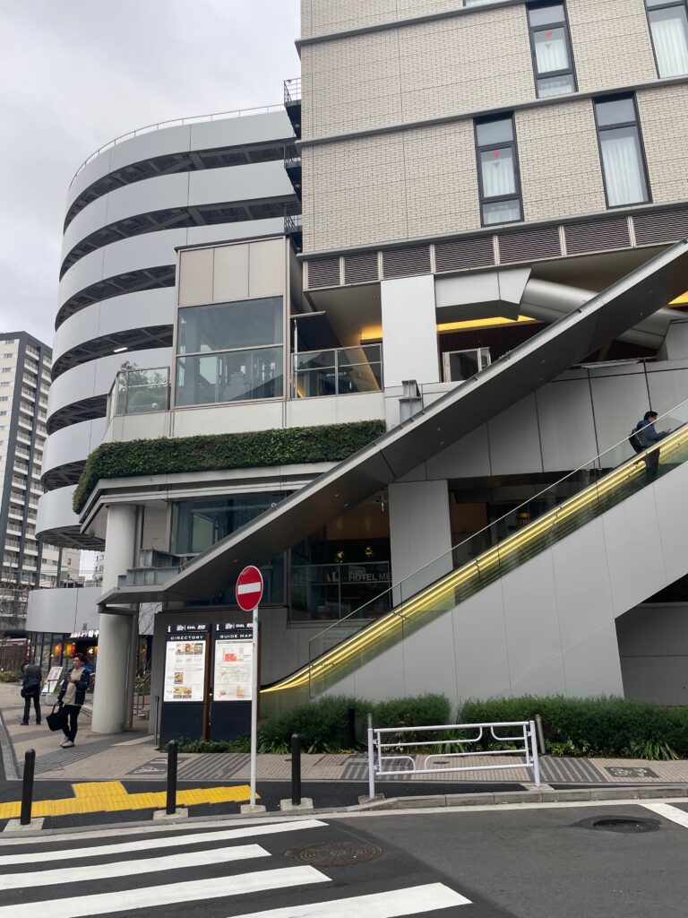 横浜駅からの行き方